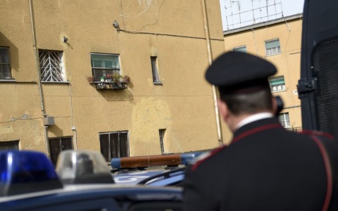 Anziano sventa truffa del finto carabiniere, 46enne denunciato