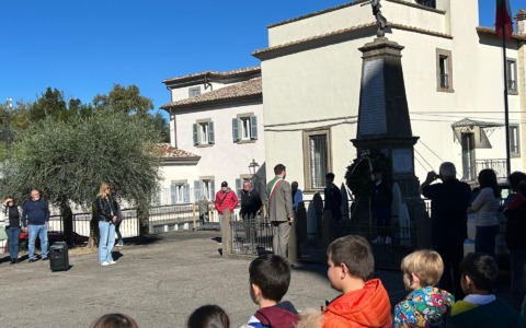 Studenti protagonisti della cerimonia per la Giornata dell’Unità Nazionale e delle Forze Armate