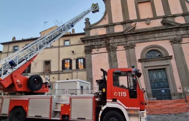 Crollo al palazzo dell’ex tribunale in ristrutturazione