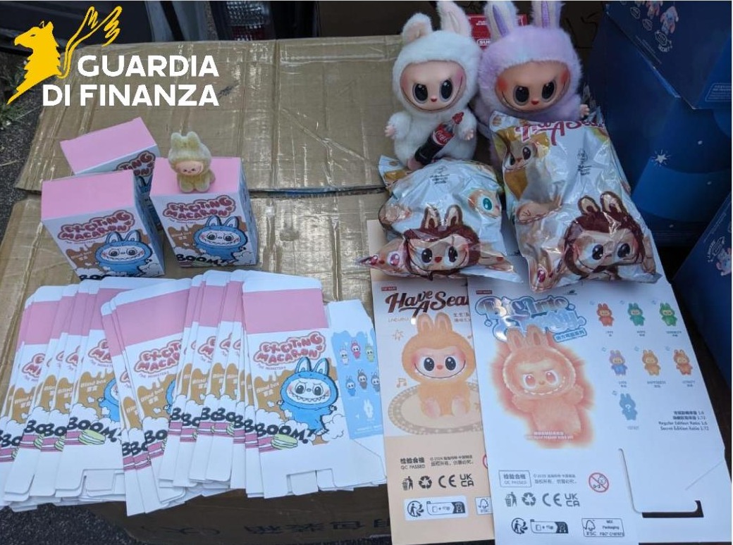 Sequestro di oltre 11.500 prodotti contraffatti, tra cui 4.000 marchiati Labubu