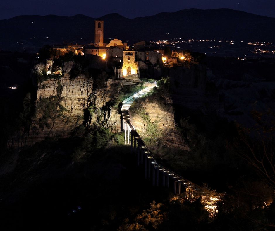 A Civita di Bagnoregio il presepe vivente trasforma la città che muore in betlemme