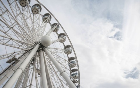 Inaugurazione a Viterbo della ruota panoramica, con giro gratuito per la prima ora