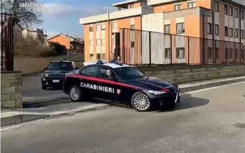 Scoperto con 40 grammi di cocaina: arrestato un uomo di 45 anni