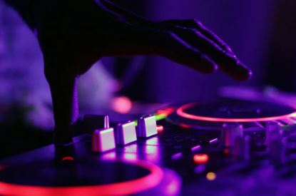 Una discoteca di Viterbo chiusa per sette giorni dopo violenze e spaccio