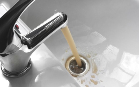 Acqua torbida a viterbo est: disagi da santa barbara all’ellera a causa del maltempo