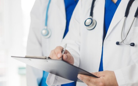 Rapporto allarmante sulla Tuscia: salute precaria, difficoltà economiche e isolamento sociale