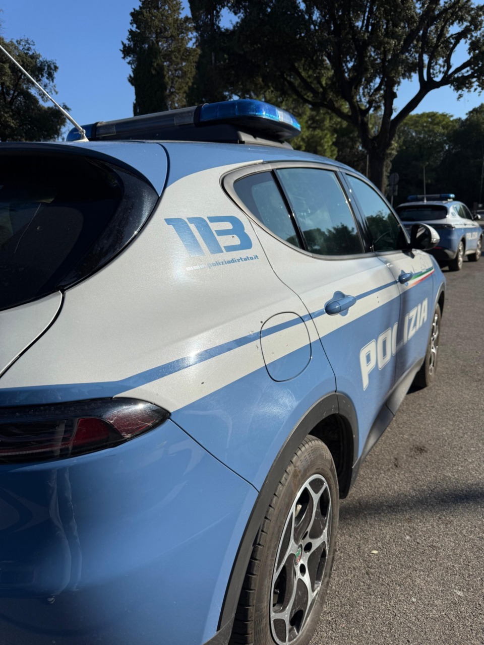 Viterbo, fallito tentativo di furto in un salone di parrucchiere: ladro in fuga dopo un’ora di tentativi