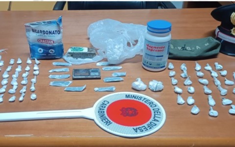 Arrestato un uomo dai Carabinieri per spaccio di droga