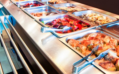 Carne avariata servita nella mesa dell’Aeronautica di Viterbo